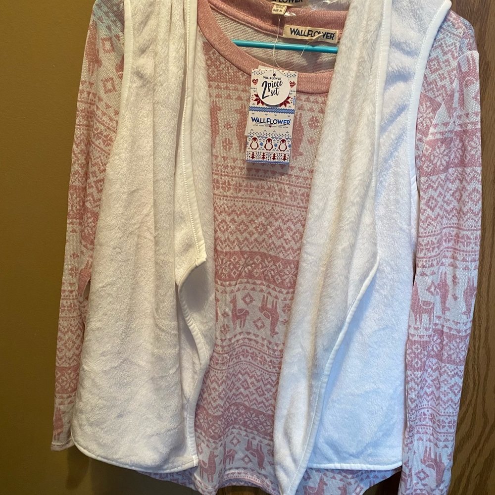2pc long sleeve and vest